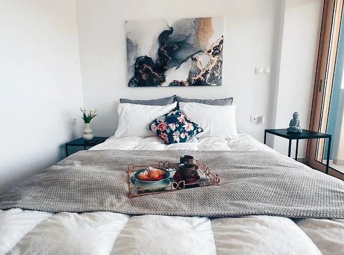 Elysium Lägenhet Nikiana